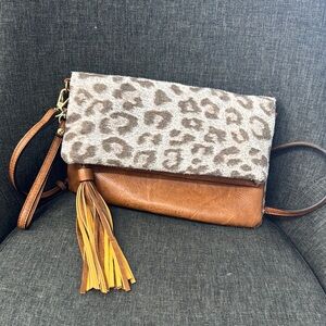 Jen & Co Boutique Leopard Print and Brown Leather Purse